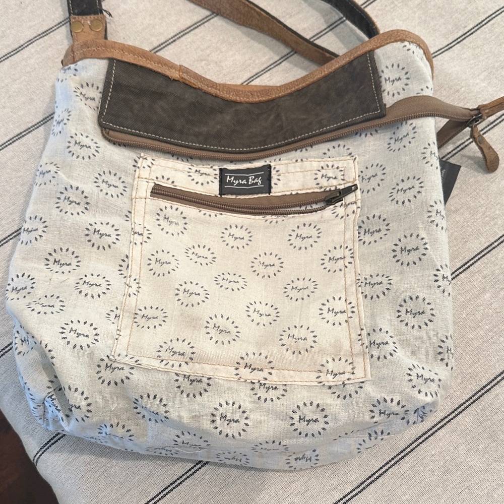 Stylish Brown & Cream Patterned Crossbody Tote - Picture 8 of 16